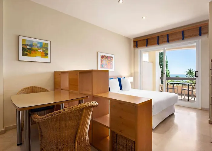Wyndham Residences Costa Del Sol 3* Фуэнхирола