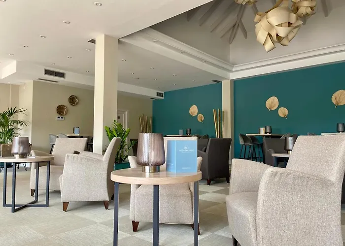 Апарт-отель Wyndham Residences Costa Del Sol 3*