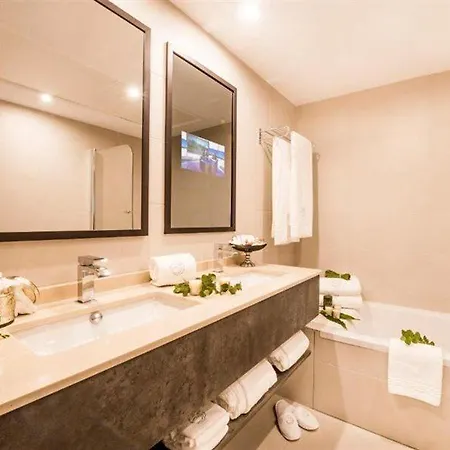 Wyndham Residences Costa Del Sol פואנגירולה