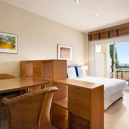 Wyndham Residences Costa Del Sol 3* פואנגירולה